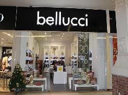 ﻿Bellucci магазин одежды ТРЦ Европа ул. Театральная. Короб со световыми буквами, подсветка диодами